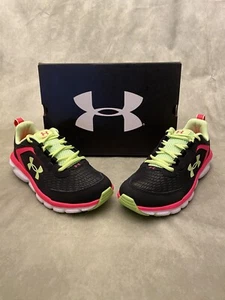 UNDER ARMOUR GGS ASSERT 9 Mädchen Größe 6Y schwarz/pink/limette NEU - Bild 1 von 8