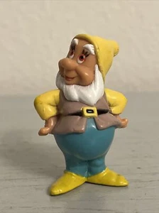 Happy Seven Dwarfs Disney VNTG (1993) 2” Action Figure Toy - Picture 1 of 9