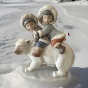 Lladro Eskimo Riders 1986 #5353 Inuit Kinder auf einem Eisbären NEUWERTIG - Bild 1 von 22