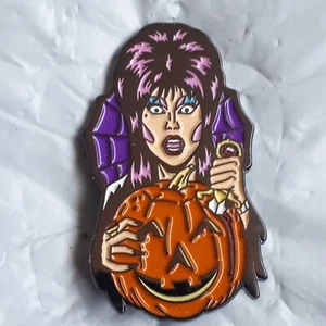 ELVIRA MISTRESS OF HORROR Pin Anstecker ELVIRA - Bild 1 von 2