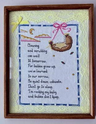 Poema de guardería de bebé enmarcado punto de cruz de colección "Los bebés no se mantienen" encaje amarillo 15"x12" Foto 1 de 4