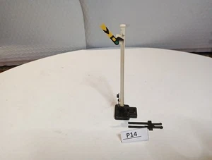 Hornby R172 OO Gauge Single Distant Signal. My Ref. (P14). - Picture 1 of 7
