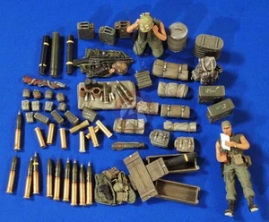 Verlinden 1/35 105mm Howitzer Ammunition, Crew and Gear Vietnam (2 Figures) 2760 - Picture 1 of 1
