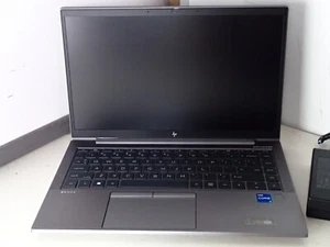 HP ZBook Firefly 14 G8 Intel i5 1135G7 2,40 GHz 16 GB RAM 500 GB m.2 Win 11 Pro - Foto 1 di 10