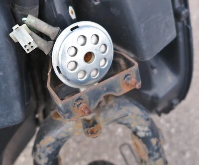 Cuerno de un ciclomotor scooter Honda Aero 80 NH80 1984 pieza, probado y funcionando Foto 1 de 4