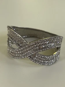 Infinity Oversized Maximalist Scharnier Armband Silberfarben JBRA - Bild 1 von 6