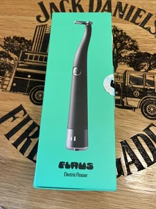 BRAND NEW FLAUS Electric Flosser, 3 Speeds + Replacement Floss Heads - Picture 1 of 4