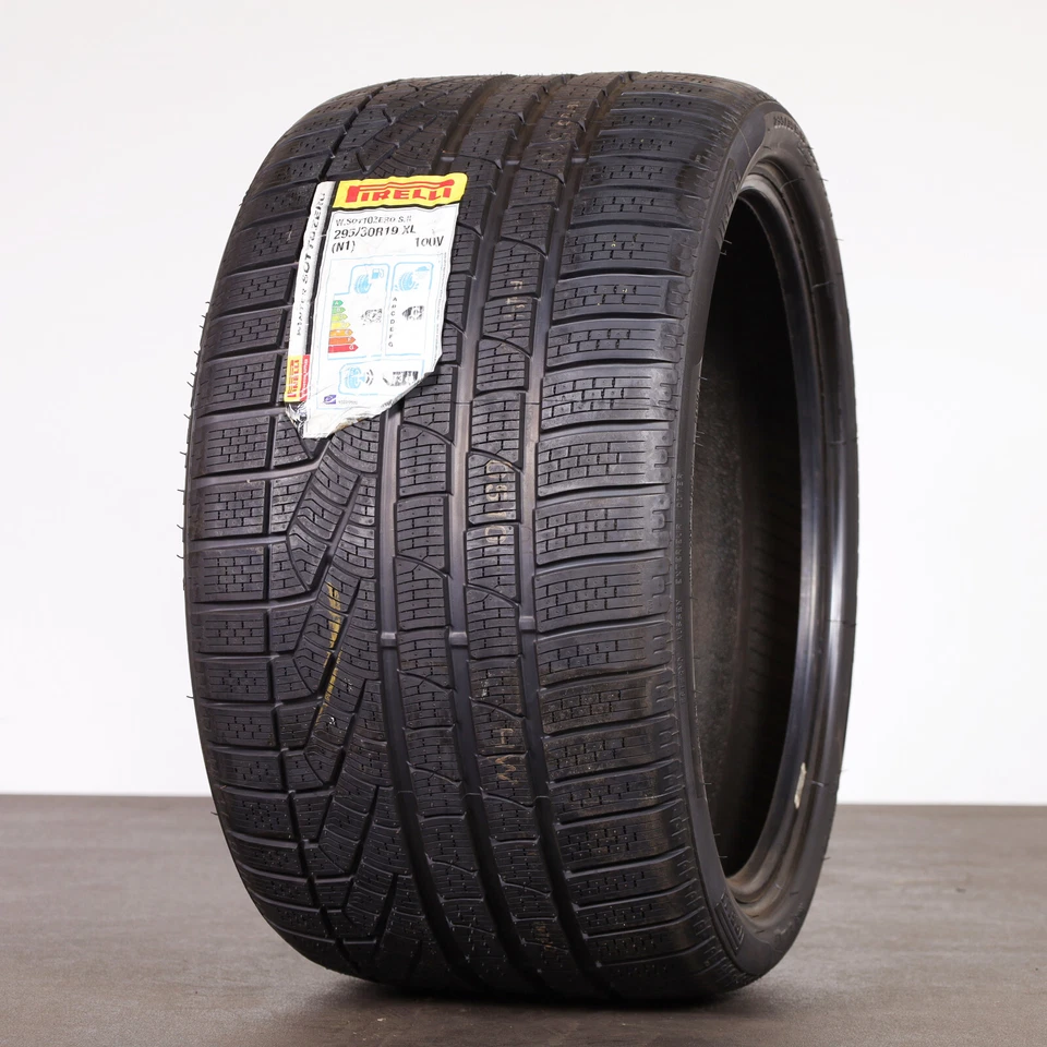 1x Winterreifen 295/30 R19 100V XL Pirelli Sottozero Winter 240 Serie ll N1 - Bild 1 von 3