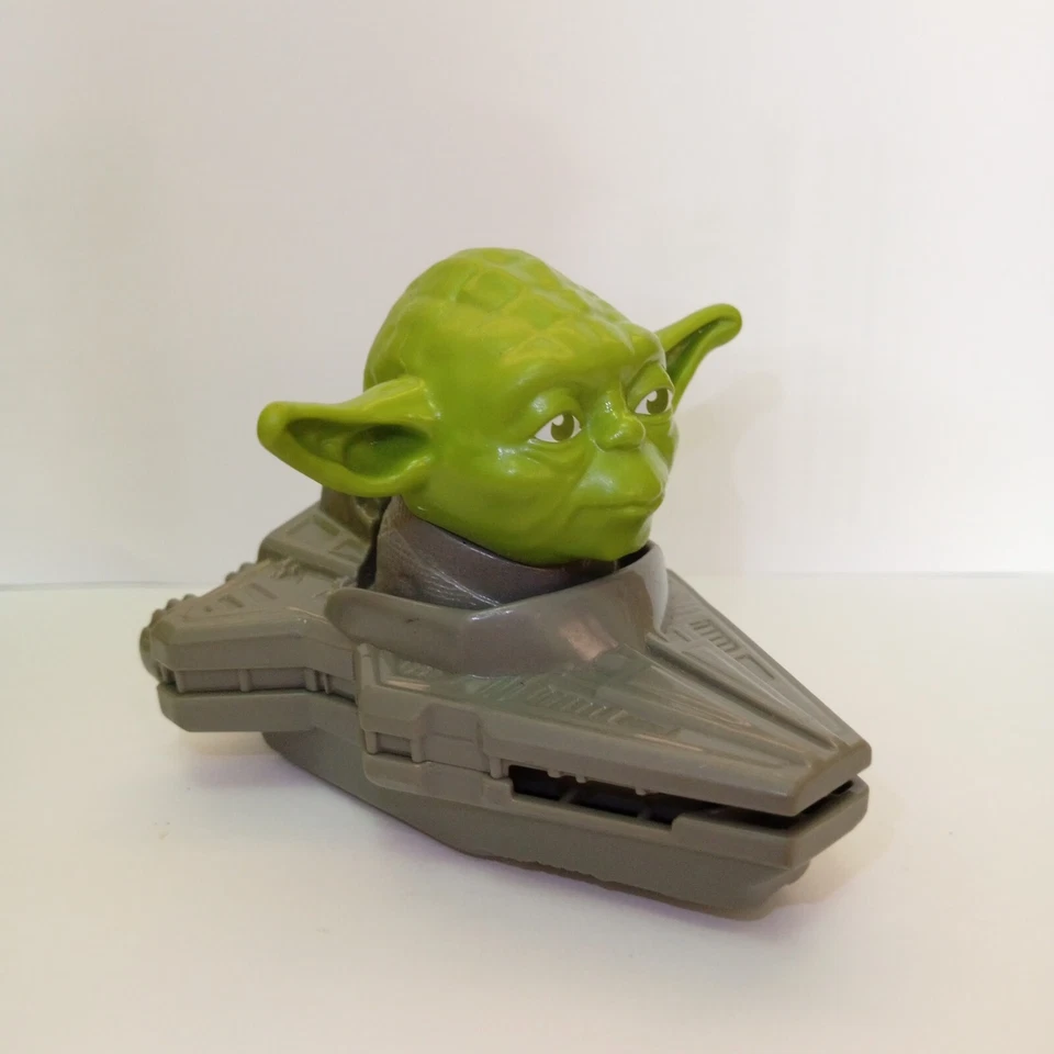 Star Wars Yoda Kids Toy McDonald's 2020 Spaceship Plastic Figure Collectible - Image 1 of 4