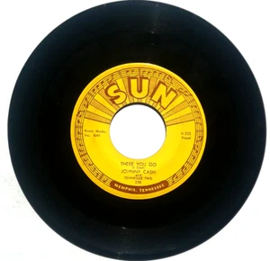 Johnny Cash & Tennessee Two – Train Of Love / There You Go - 1956 Sun 258 7" 45 - Imagen 1 de 4