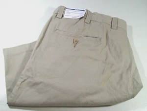 New Men's Harbor Bay Pleated Waist Relaxer Khaki Shorts, Sz 44 Long - Picture 1 of 4