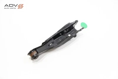 Brazo de control inferior trasero derecho Nissan Rogue 2021-2025 tracción delantera OEM Foto 1 de 4