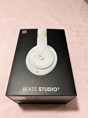 Auriculares inalámbricos sobre la oreja Beats by Dr. Dre Studio3 - blancos Foto 1 de 4