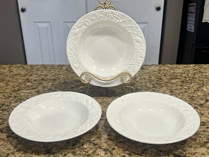 "Juego de 3 cuencos de sopa Mikasa English Countryside DP900 borde blanco 9,25"" en relieve"  - Imagen 1 de 8