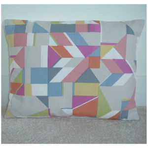 Cushion Cover Pink 12x16 Oblong Pastel Blue Green Geometric Yellow 16x12 16"x12" - Picture 1 of 1