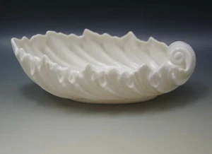 LENOX HECHO EN EE. UU. PORCELANA DE HUESO NAUTILUS CONCHA TAZÓN PARA SERVIR 9" - Imagen 1 de 6