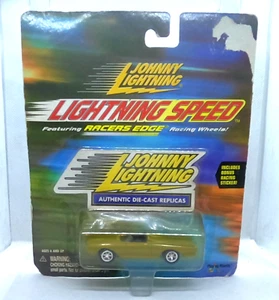 Chevrolet PM079 2000 Playing Mantis Johnny Lightning dorado - Imagen 1 de 2