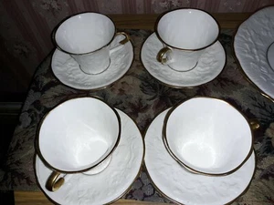 Old English Oak Gold Fine Bone China By Royal Stafford tea cup AND saucer 4 sets - Picture 1 of 2
