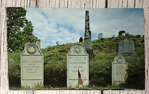 Plymouth VT-Vermont, President Calvin Coolidge's Grave Cemetery Vintage Postcard - Picture 1 of 4