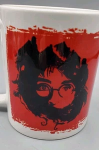 Unique Daniel Radcliffe Harry Potter Mug From Warner Brothers Red & White - Picture 1 of 8
