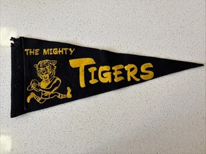 BANDERÍN DEL CLUB DE FÚTBOL AMERICANO DE COLECCIÓN VFL RICHMOND TIGERS 'LOS PODEROSOS TIGRES' - Imagen 1 de 4