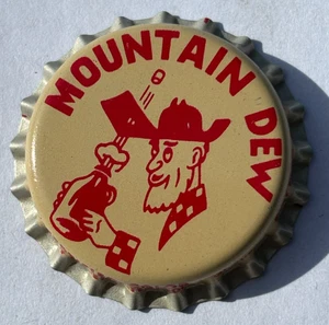 TAPA DE BOTELLA DE REFRESCO EARLIEST MOUNTAIN DEW HILLBILLY; LUMBERTON, NC; CORCHO SIN USAR - Imagen 1 de 9