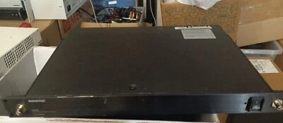 Shure ua845 uhf antenna distribution system ua845-ma - Image 1 of 3