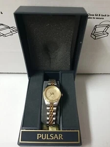 Ducks Unlimited Two Tone Ladies Pulsar Watch  New  - Picture 1 of 9