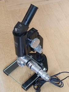 E Leitz Wetzlar Vintage Monocular Microscope with vertical illuminator. - Picture 1 of 17