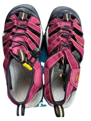 Sandalias de senderismo impermeables Keen Newport H2 para mujer Foto 1 de 2