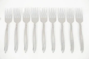 Set of 9 Oneida Surf Maid Cabana Salad Forks 6 Stainless Steel 6 3/8" - Picture 1 of 3