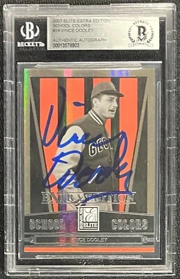 VINCE DOOLEY SIGNED 2007 DONRUSS GEORGIA BULLDOGS CARD BECKETT AUTHENTICATED 903 - Image 1 of 2