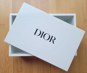 New VIP DIOR White Lacquer Keepsake Vanity Makeup Storage Box + Mirror +Receipt - Picture 1 of 24