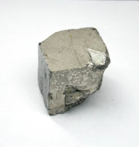 Cristal de pirita Navajun pirita oro gato cubo de pirita 0,12 kg - PY102 - Imagen 1 de 4