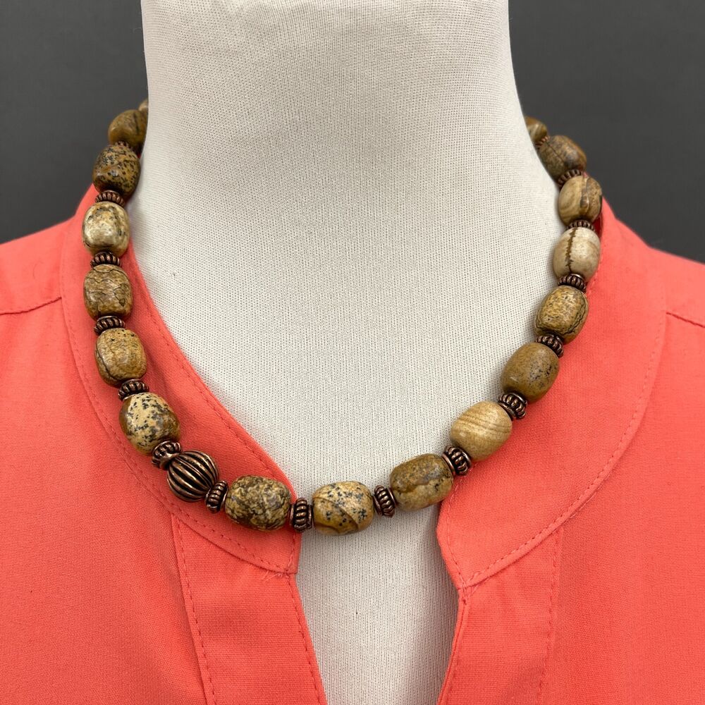 Brown Stone Beaded Women's Fashion Necklace NWOT