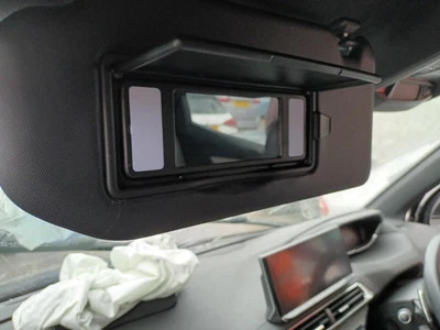 Parasol izquierdo pasajero peugeot 3008 mk2 16-24 gt Line NS 98252088ZD A69750 Foto 1 de 4