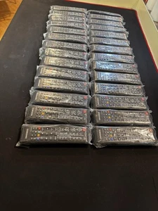 Lot of 28 | OEM Samsung AA59-00630A | AA59-00714A AA59-00817A TV Remote Control - Picture 1 of 3
