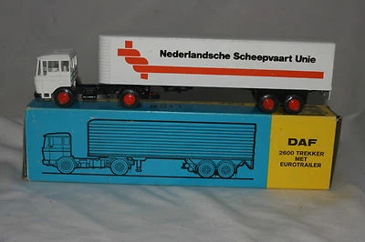 1970's Lion Car #36 DAF 2600 Trekker MET Eurotrailer, Nederlandsche, Mint Boxed - Image 1 of 4