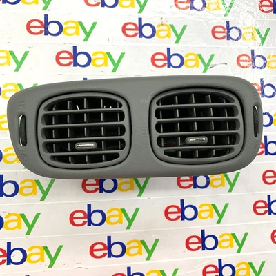 2002 - 2009 Chevrolet Trailblazer центр приборной панели вентиляционные отверстия отделка 03 04 05 06 07 08 - Изображение 1 из 4