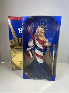 Statue of Liberty Barbie FAO Schwarz Exclusive 1995 Limited Edition - READ DSEC - Picture 1 of 8