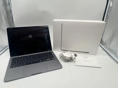 Apple MacBook Air 13.6 inch (256GB SSD, Apple M2, 8GB RAM) Laptop - Space Grey - - Image 1 of 4