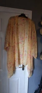 AMERICAN EAGLE OUTFITTERS yellow floral Kimono one size semi sheer - Picture 1 of 5