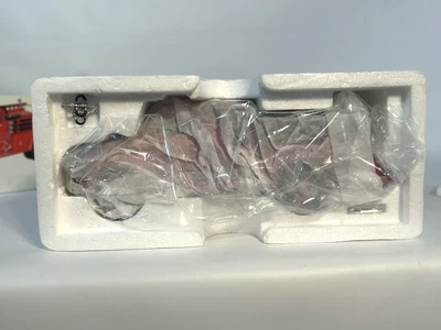 Camión de bomberos Ford First Gear Texaco 1951 escala 1:34 de colección nuevo en caja 2001 tercero en una serie Foto 1 de 4