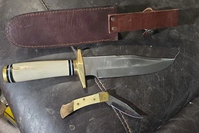 Vinage Timber Rattler 2-Piece Bowie Knife Set  - Image 1 of 4