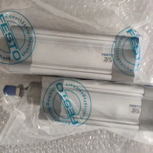 1PC New Festo DSBC-63-80-PPVA-N3 1383581 Cylinder In Box Brand new Free Shipping - Picture 1 of 2
