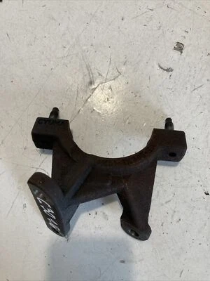 Volvo C30 Braket Holder 4M51-3K305-Ea Genuine 1.6 Tdi 2012 - Image 1 of 4
