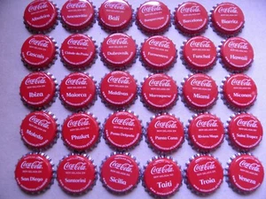 SET 30 CHAPAS KRONKORKEN TAPPI CAPSULES 可口可乐 КОКА-КОЛА COCA COLA. PORTUGAL -1 - Imagen 1 de 7