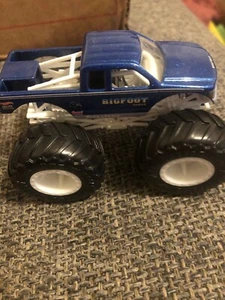 Hot Wheels Monster Jam Bigfoot- 1:64- Shipping Discounts! - Picture 1 of 4