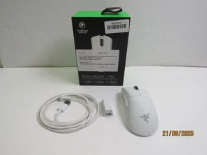 Razer DeathAdder V3 Pro Gaming Mouse (RZ01-0463) - White - Picture 1 of 6