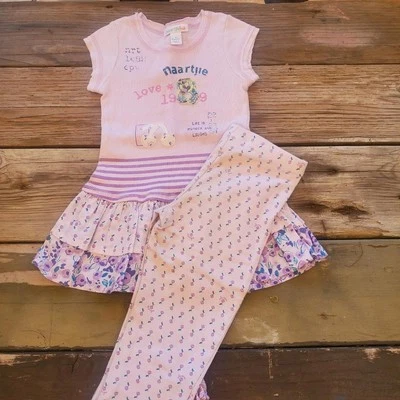 Juego de 4 capris Naartjie Girls algodón afrutado lavanda baya en capas con volantes Foto 1 de 4